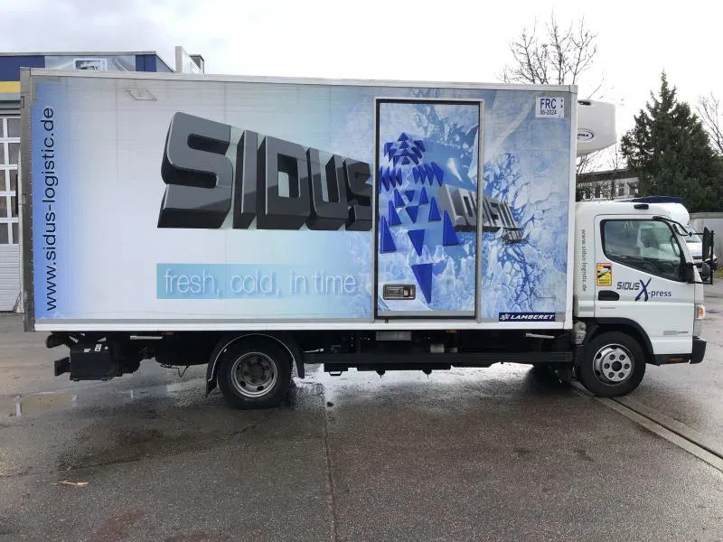 Mitsubishi Fuso 7C18 Tiefkühl E6 Motor NEU! Lamberet - Furgoneta frigorifica: foto 3 Mitsubishi Fuso 7C18 Tiefkühl E6 Motor NEU! Lamberet - Furgoneta frigorifica: foto 3