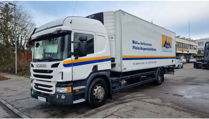 Scania P360 4X2 Fleisch Rohrbahnen Carrier Vector 1550 - Camión frigorífico: foto 1 Scania P360 4X2 Fleisch Rohrbahnen Carrier Vector 1550 - Camión frigorífico: foto 1