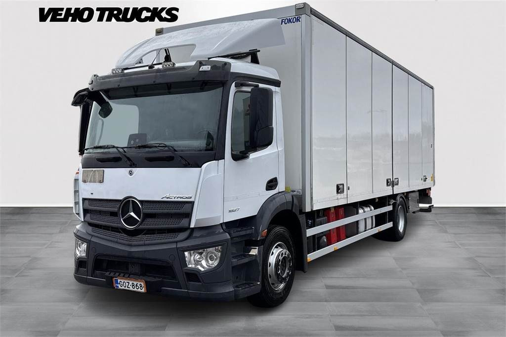 Mercedes-Benz ACTROS 1827 5 KSA-kori +PL - Camión caja cerrada: foto 1 Mercedes-Benz ACTROS 1827 5 KSA-kori +PL - Camión caja cerrada: foto 1