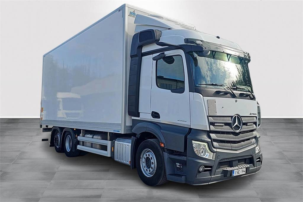 Mercedes-Benz Actros 2553L - Kokosivuaukeva - Camión caja cerrada: foto 3 Mercedes-Benz Actros 2553L - Kokosivuaukeva - Camión caja cerrada: foto 3