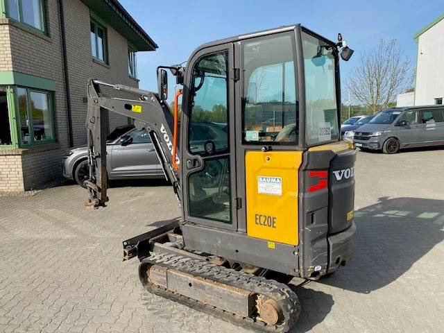 Volvo EC 20 E MIETE / RENTAL (12001275) - Miniexcavadora: foto 2 Volvo EC 20 E MIETE / RENTAL (12001275) - Miniexcavadora: foto 2