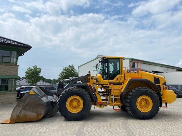 Volvo L 260 H 6.8 cbm MIETE / RENTAL (12002252) - Cargadora de ruedas: foto 1 Volvo L 260 H 6.8 cbm MIETE / RENTAL (12002252) - Cargadora de ruedas: foto 1