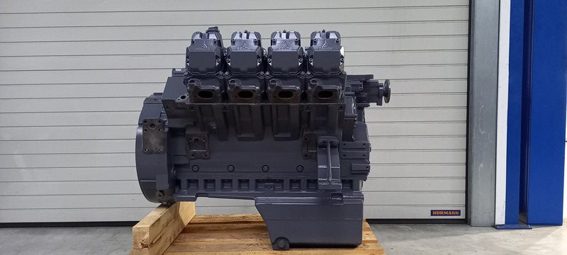 Deutz BF8M1015CP LONGBLOCK - Maquinaria de construcción: foto 1 Deutz BF8M1015CP LONGBLOCK - Maquinaria de construcción: foto 1