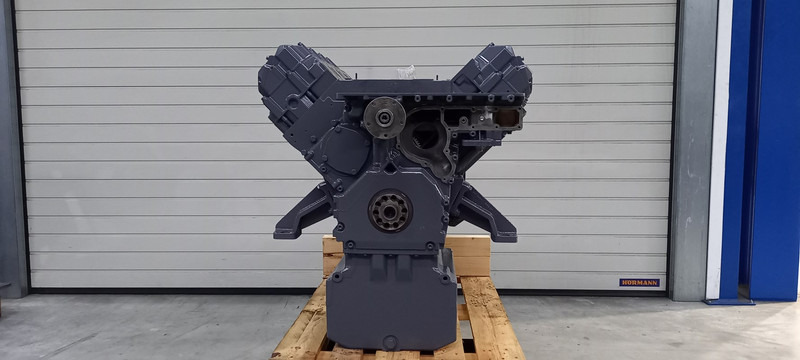 Deutz BF8M1015CP LONGBLOCK - Maquinaria de construcción: foto 3 Deutz BF8M1015CP LONGBLOCK - Maquinaria de construcción: foto 3
