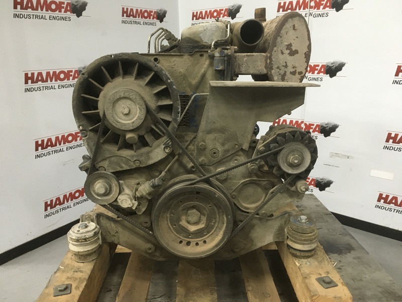Deutz F4L912 USED - Maquinaria de construcción: foto 4 Deutz F4L912 USED - Maquinaria de construcción: foto 4
