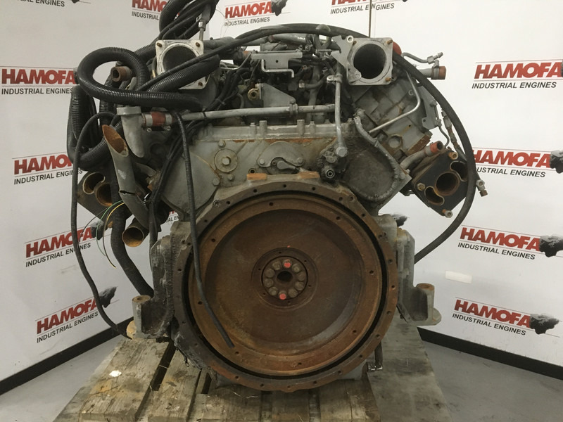 Deutz TCD2015 V8 M FOR PARTS - Maquinaria de construcción: foto 3 Deutz TCD2015 V8 M FOR PARTS - Maquinaria de construcción: foto 3