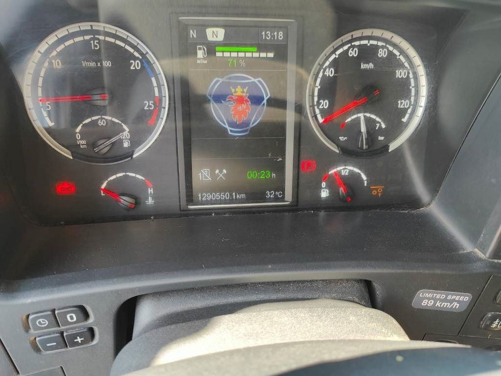 Camión caja cerrada Scania R 490: foto 9 Camión caja cerrada Scania R 490: foto 9