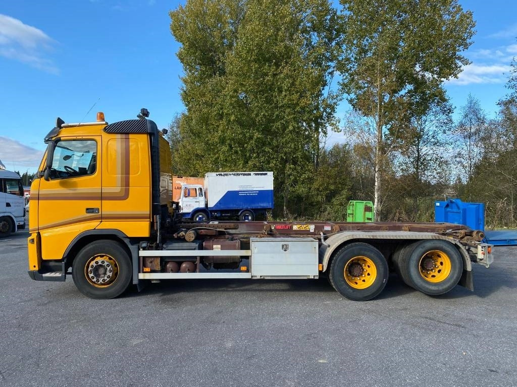 Volvo FH 13 420 - Camión portacontenedor de cadenas: foto 5 Volvo FH 13 420 - Camión portacontenedor de cadenas: foto 5