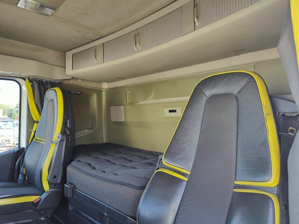 Camión volquete Volvo FH 16 750: foto 21