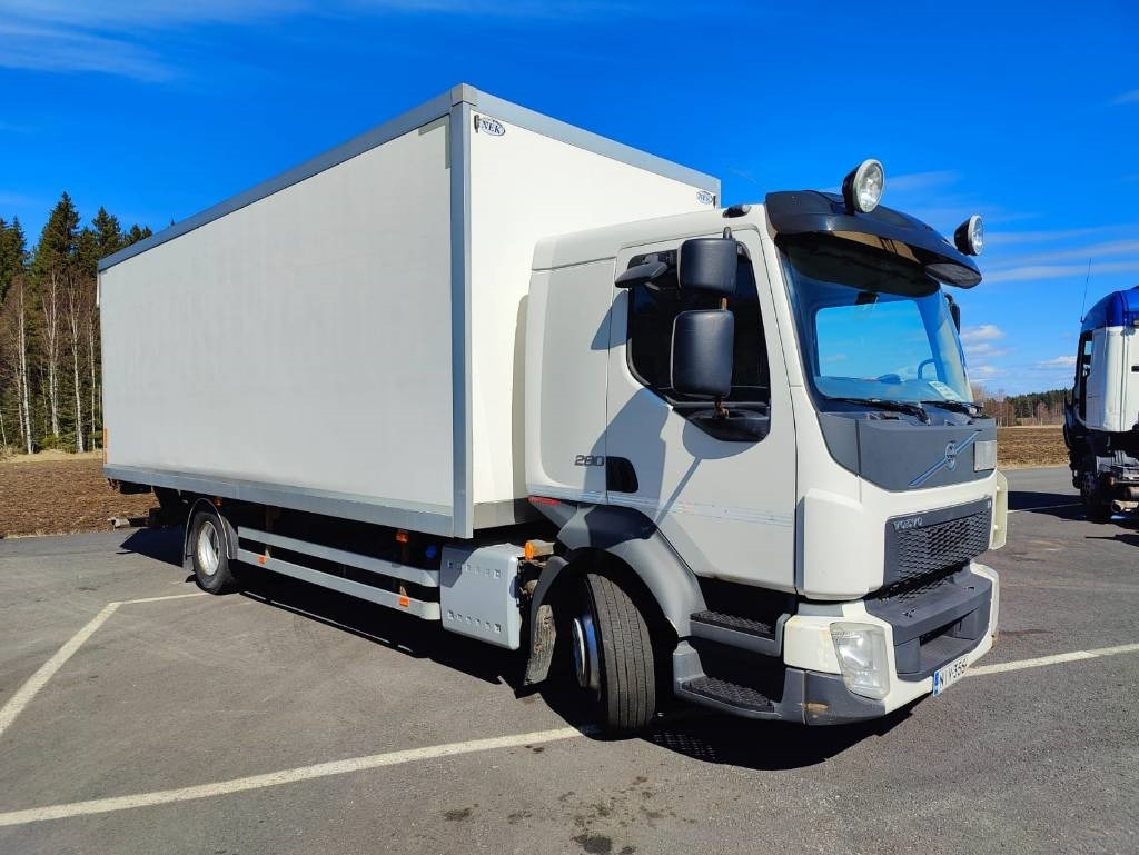 Volvo FL 280 - Camión caja cerrada: foto 2 Volvo FL 280 - Camión caja cerrada: foto 2