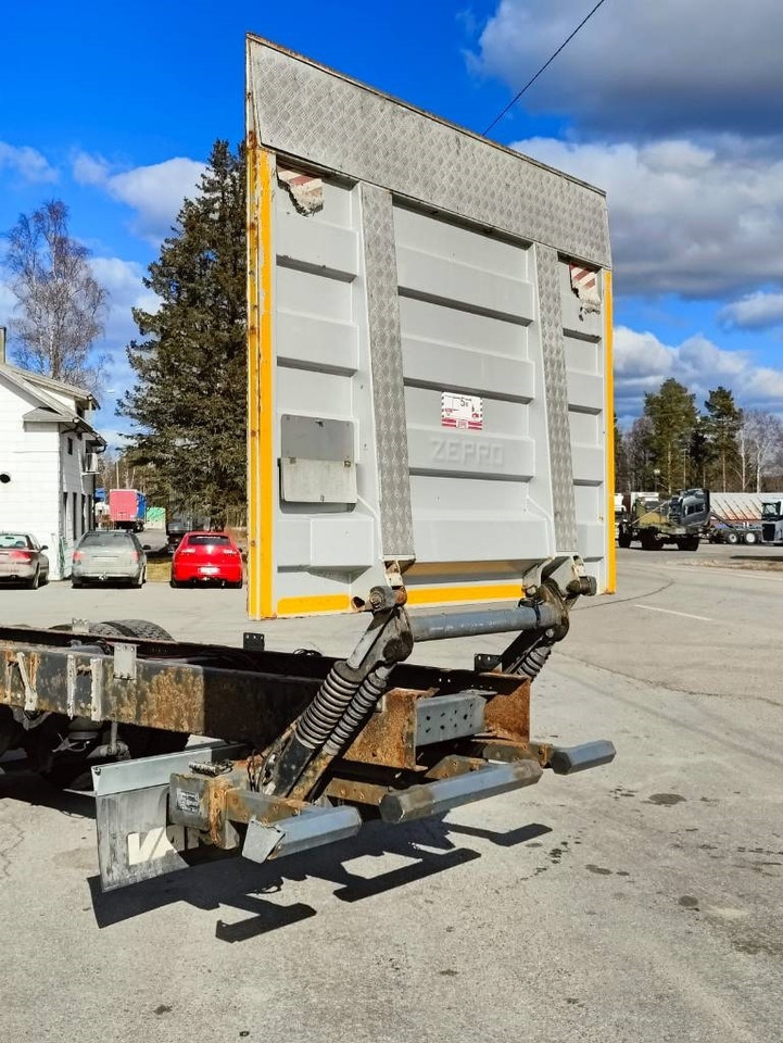 Camión chasis Volvo FM 11: foto 8