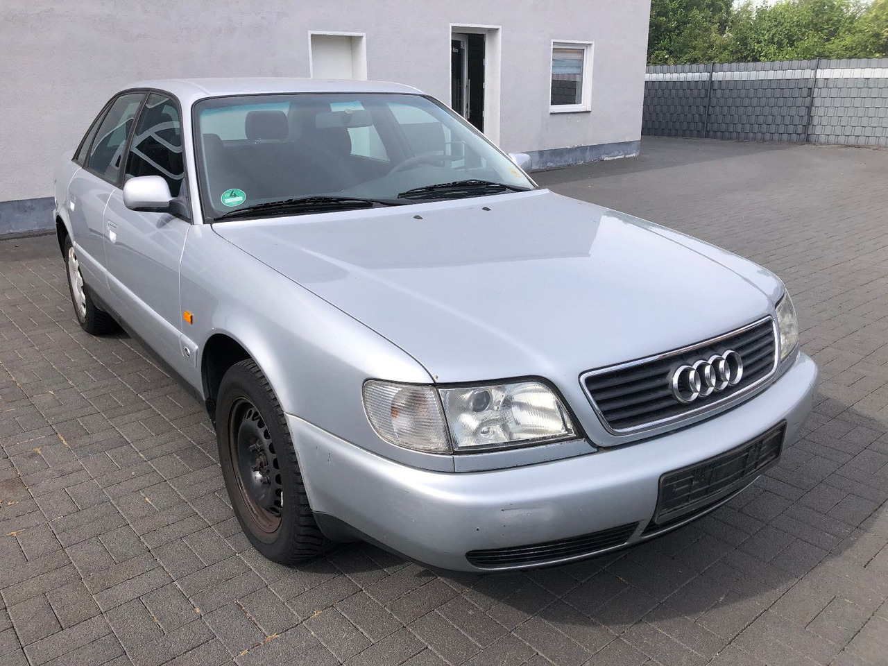 Audi A6 C4 1.8 Auto - Sedan: foto 3 Audi A6 C4 1.8 Auto - Sedan: foto 3