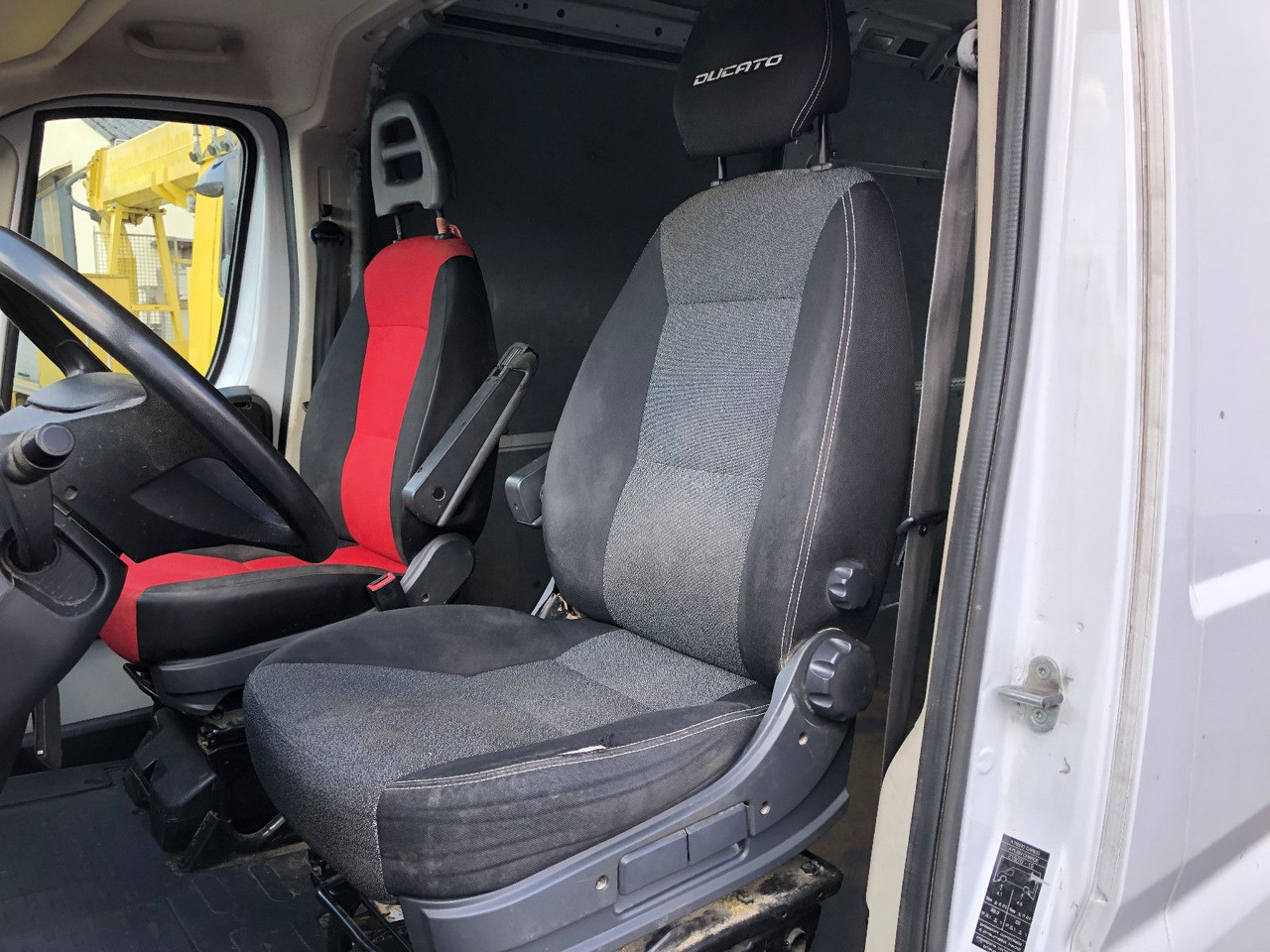 Furgón Fiat Ducato 2,3 JTD, 35 130 L4H2 RS: 4035 mm: foto 10