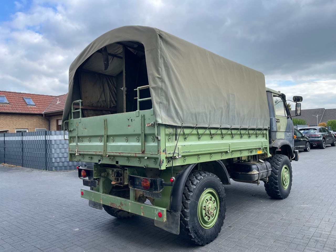 MAN 8.136 4X4 - Furgoneta con lona: foto 4 MAN 8.136 4X4 - Furgoneta con lona: foto 4