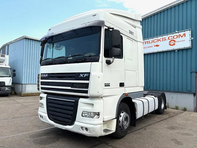DAF XF 105.460 SPACECAB (ZF16 MANUAL GEARBOX / MX-BRAKE / 870+430 LITER TANK / FRIDGE / AIRCONDITIONING) - Cabeza tractora: foto 1 DAF XF 105.460 SPACECAB (ZF16 MANUAL GEARBOX / MX-BRAKE / 870+430 LITER TANK / FRIDGE / AIRCONDITIONING) - Cabeza tractora: foto 1