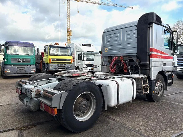 Mercedes-Benz Actros 1843 LS SLEEPERCAB (MP1) (ZF16 MANUAL GEARBOX / REDUCTION AXLES / AIRCONDITIONING / ETC.) - Cabeza tractora: foto 3 Mercedes-Benz Actros 1843 LS SLEEPERCAB (MP1) (ZF16 MANUAL GEARBOX / REDUCTION AXLES / AIRCONDITIONING / ETC.) - Cabeza tractora: foto 3