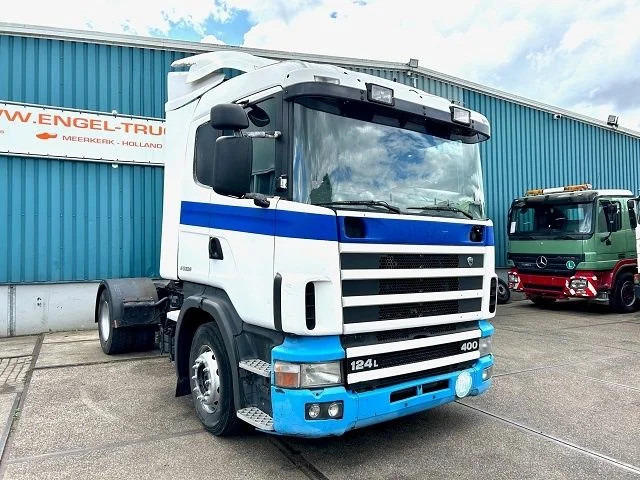 Scania R124-400 L 4x2 SLEEPERCAB ADR/VLG (2 FUEL LINES!!) (EURO 2 / 12 GEARS MANUAL GEARBOX / RETARDER / BLOWER / P.T.O. / AIRCONDITION - Cabeza tractora: foto 2 Scania R124-400 L 4x2 SLEEPERCAB ADR/VLG (2 FUEL LINES!!) (EURO 2 / 12 GEARS MANUAL GEARBOX / RETARDER / BLOWER / P.T.O. / AIRCONDITION - Cabeza tractora: foto 2