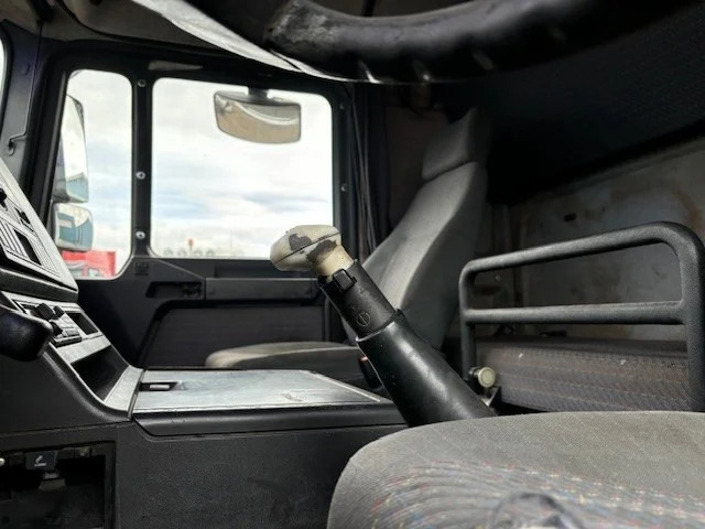 Camión chasis MAN 26.414 FNL-T (6-CILINDERHEADS) 6x4 CHASSIS (EURO 2 / ZF16 MANUAL GEARBOX / REDUCTION AXLES): foto 8 Camión chasis MAN 26.414 FNL-T (6-CILINDERHEADS) 6x4 CHASSIS (EURO 2 / ZF16 MANUAL GEARBOX / REDUCTION AXLES): foto 8