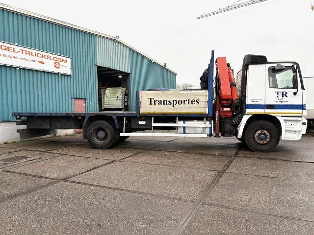 Mercedes-Benz Actros 2031 K WITH PALFINGER PK1101 CRANE (MANUAL GEARBOX / FULL STEEL SUSPENSION / REDUCTION AXLE / REMOTE CONTROL) - Camión grúa: foto 4 Mercedes-Benz Actros 2031 K WITH PALFINGER PK1101 CRANE (MANUAL GEARBOX / FULL STEEL SUSPENSION / REDUCTION AXLE / REMOTE CONTROL) - Camión grúa: foto 4