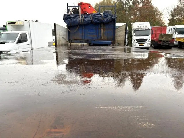 Camión grúa Mercedes-Benz Actros 2031 K WITH PALFINGER PK1101 CRANE (MANUAL GEARBOX / FULL STEEL SUSPENSION / REDUCTION AXLE / REMOTE CONTROL): foto 6