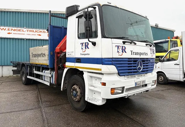 Mercedes-Benz Actros 2031 K WITH PALFINGER PK1101 CRANE (MANUAL GEARBOX / FULL STEEL SUSPENSION / REDUCTION AXLE / REMOTE CONTROL) - Camión grúa: foto 2 Mercedes-Benz Actros 2031 K WITH PALFINGER PK1101 CRANE (MANUAL GEARBOX / FULL STEEL SUSPENSION / REDUCTION AXLE / REMOTE CONTROL) - Camión grúa: foto 2