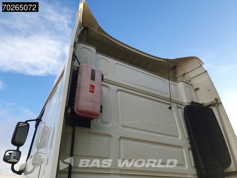 DAF XF 440 4X2 Retarder ACC SC - Cabeza tractora: foto 5 DAF XF 440 4X2 Retarder ACC SC - Cabeza tractora: foto 5