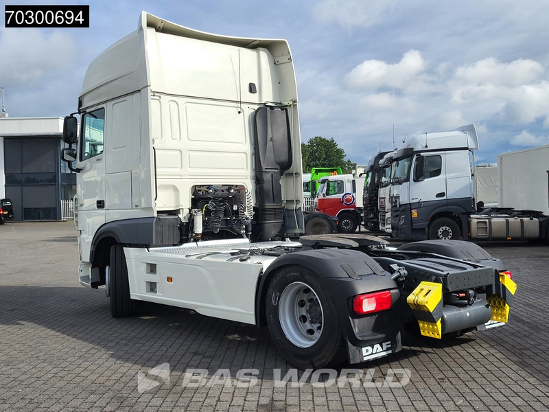 DAF XF 480 4X2 LEASE €920,-! NL-Truck SSC 2xTanks ACC LED Euro 6 - Cabeza tractora: foto 3 DAF XF 480 4X2 LEASE €920,-! NL-Truck SSC 2xTanks ACC LED Euro 6 - Cabeza tractora: foto 3