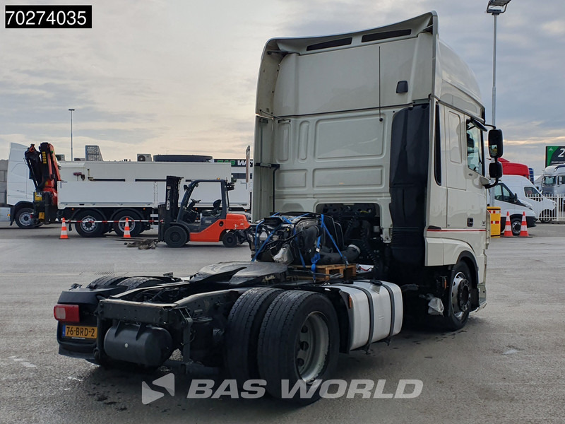 DAF XF 480 XF 4X2 DAMAGED! NL-Truck Mega Retarder 2X Tanks ACC Standklima Euro 6 - Cabeza tractora: foto 5 DAF XF 480 XF 4X2 DAMAGED! NL-Truck Mega Retarder 2X Tanks ACC Standklima Euro 6 - Cabeza tractora: foto 5