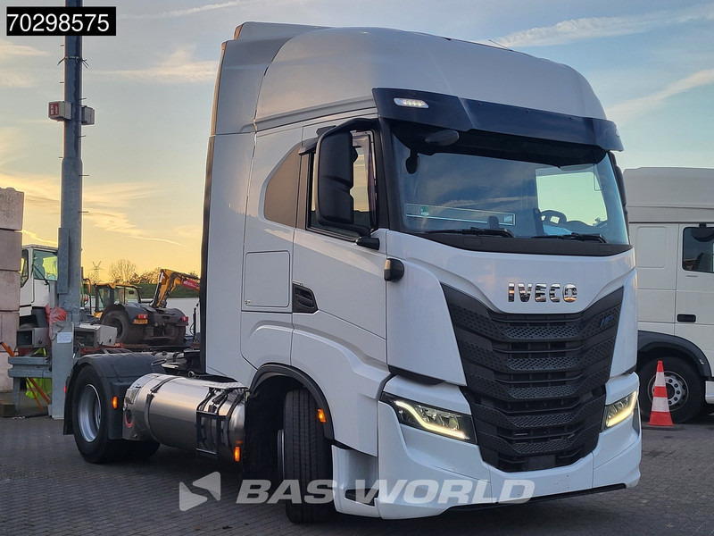 Iveco S-Way 460 4X2 LNG! Retarder 2x Tanks Standklima - Cabeza tractora: foto 3 Iveco S-Way 460 4X2 LNG! Retarder 2x Tanks Standklima - Cabeza tractora: foto 3