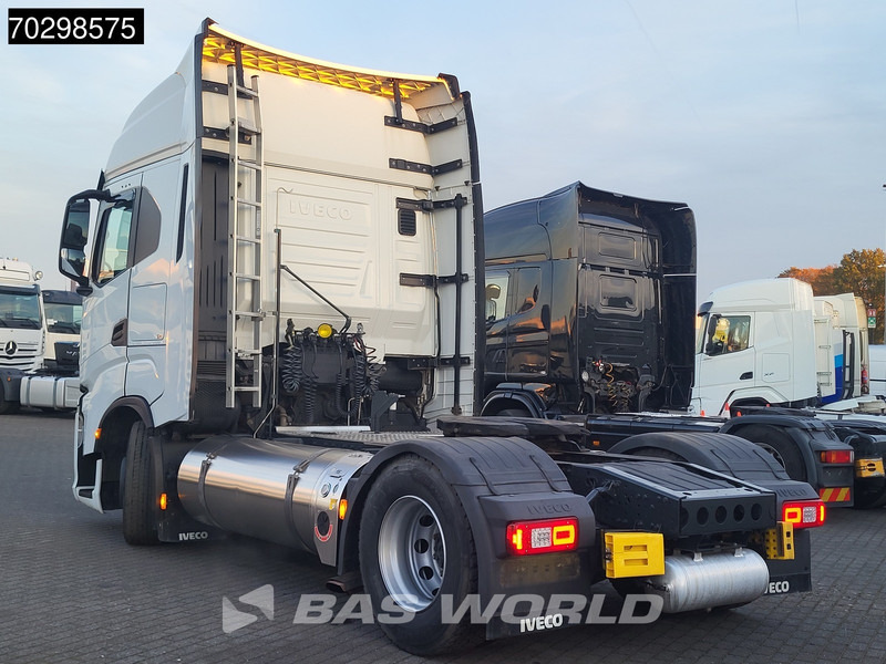 Iveco S-Way 460 4X2 LNG! Retarder 2x Tanks Standklima - Cabeza tractora: foto 2 Iveco S-Way 460 4X2 LNG! Retarder 2x Tanks Standklima - Cabeza tractora: foto 2