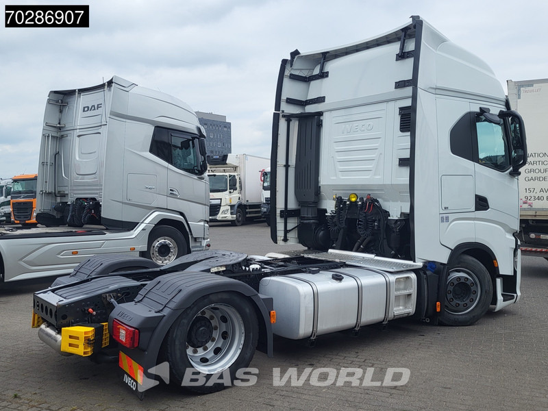 Iveco S-Way 480 4X2 Mega Retarder Standklima 2xTanks Navi ACC LED Euro 6 - Cabeza tractora: foto 5 Iveco S-Way 480 4X2 Mega Retarder Standklima 2xTanks Navi ACC LED Euro 6 - Cabeza tractora: foto 5