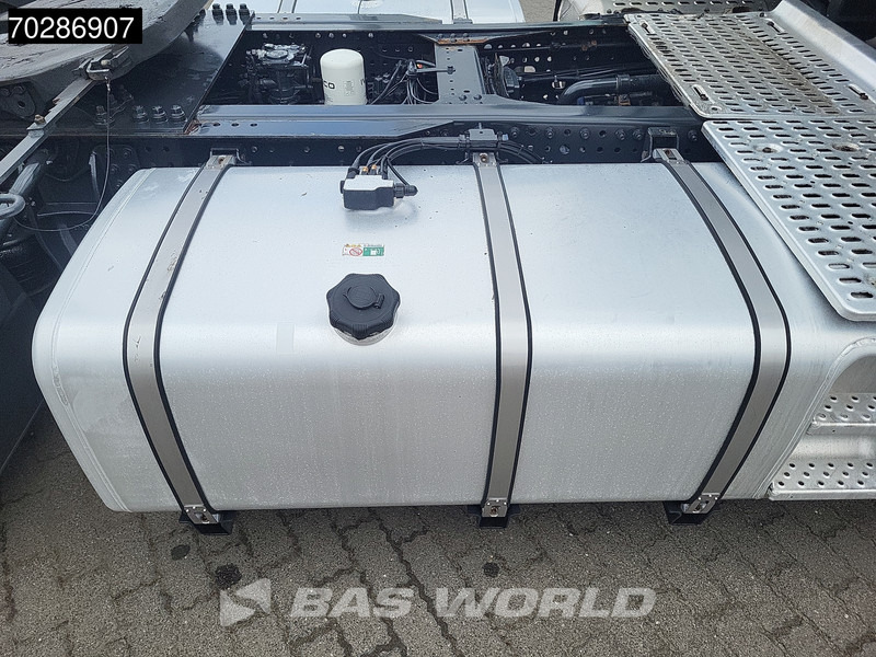 Cabeza tractora Iveco S-Way 480 4X2 Mega Retarder Standklima 2xTanks Navi ACC LED Euro 6: foto 12