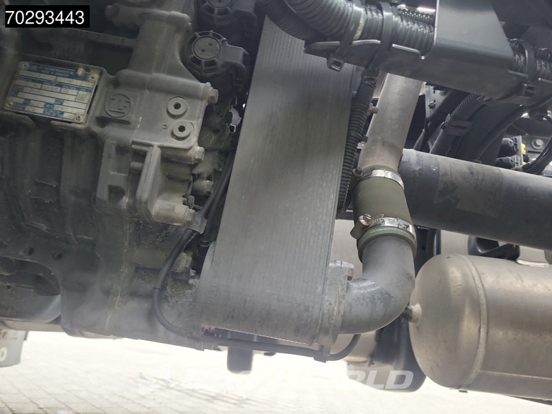 Iveco S-Way 490 4X2 Retarder Standairco 2xTanks ACC LED Navi Euro 6 - Cabeza tractora: foto 5 Iveco S-Way 490 4X2 Retarder Standairco 2xTanks ACC LED Navi Euro 6 - Cabeza tractora: foto 5