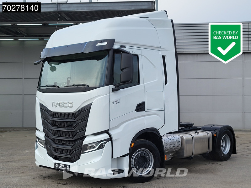 Iveco S-Way 500 4X2 NEW MY24! 2x Tanks Standklima ACC LED Euro 6 - Cabeza tractora: foto 1 Iveco S-Way 500 4X2 NEW MY24! 2x Tanks Standklima ACC LED Euro 6 - Cabeza tractora: foto 1