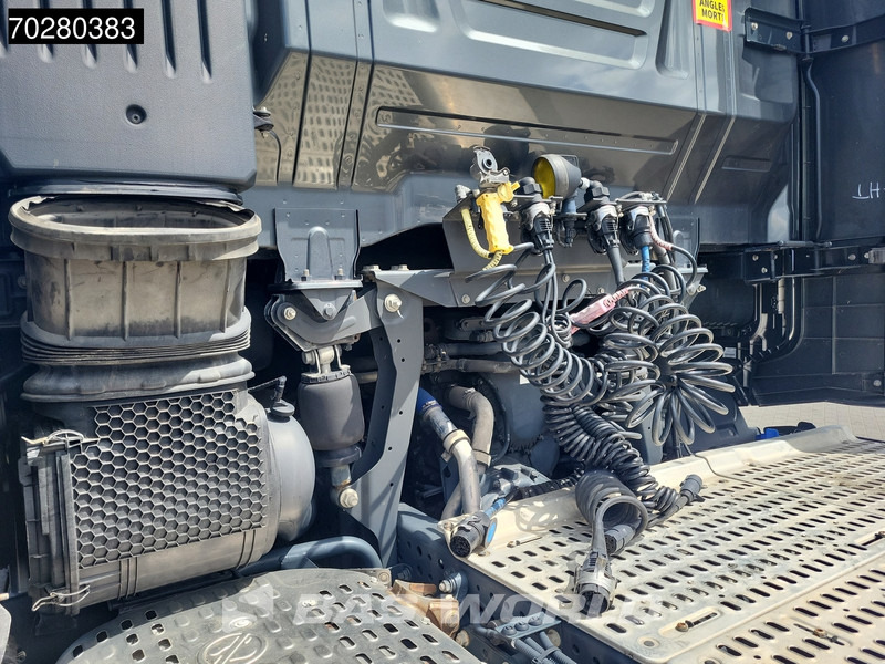 Iveco S-Way 570 4X2 Retarder 2xTanks ACC LED Navi Euro 6 - Cabeza tractora: foto 5 Iveco S-Way 570 4X2 Retarder 2xTanks ACC LED Navi Euro 6 - Cabeza tractora: foto 5