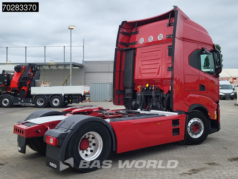 Iveco S-Way 570 4X2 Retarder Standklima Hydraulik Alcoa's LED Navi Euro 6 - Cabeza tractora: foto 5 Iveco S-Way 570 4X2 Retarder Standklima Hydraulik Alcoa's LED Navi Euro 6 - Cabeza tractora: foto 5