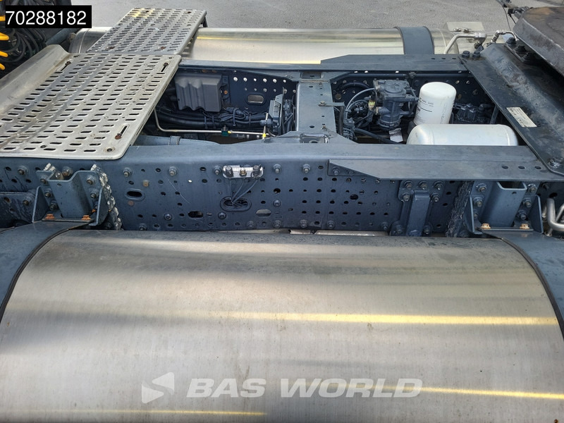 Cabeza tractora Iveco Stralis 400 4X2 BROKEN DIFFERENTIAL! LNG Retarder 2x Tanks ACC Euro 6: foto 8 Cabeza tractora Iveco Stralis 400 4X2 BROKEN DIFFERENTIAL! LNG Retarder 2x Tanks ACC Euro 6: foto 8