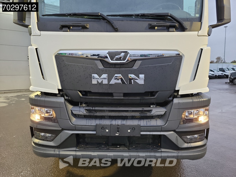 Leasing de MAN TGS 33.440 6X4 NEW! TN Manual Full-Steel Big-Axle Drumbrakes Euro 2 MAN TGS 33.440 6X4 NEW! TN Manual Full-Steel Big-Axle Drumbrakes Euro 2: foto 7