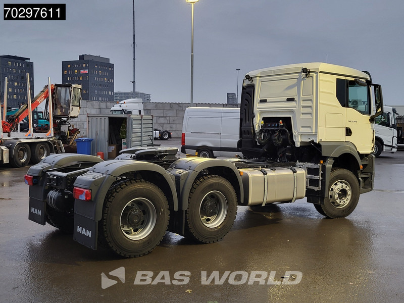 MAN TGS 33.440 6X4 NEW! TN Manual Full-Steel Big-Axle Drumbrakes Euro 2 - Cabeza tractora: foto 5 MAN TGS 33.440 6X4 NEW! TN Manual Full-Steel Big-Axle Drumbrakes Euro 2 - Cabeza tractora: foto 5