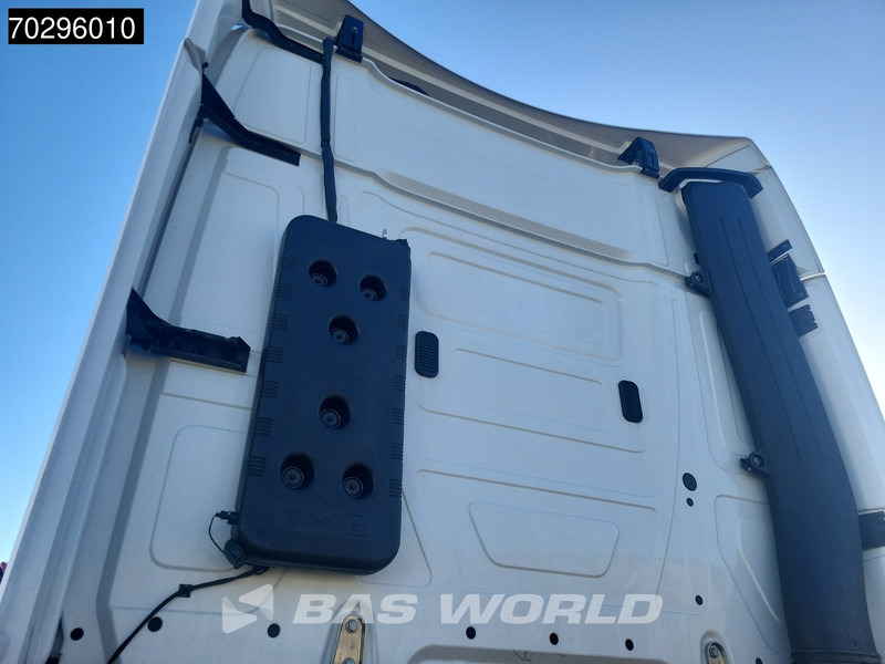 Mercedes-Benz Actros 1845 Actros 4X2 BigSpace 2xTanks Standklima Mirror Cam Euro 6 - Cabeza tractora: foto 5 Mercedes-Benz Actros 1845 Actros 4X2 BigSpace 2xTanks Standklima Mirror Cam Euro 6 - Cabeza tractora: foto 5