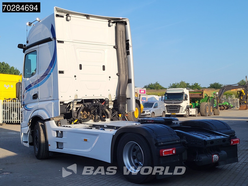 Mercedes-Benz Actros 1945 4X2 GigaSpace 2x Tanks Full-Air Navi MirrorCam ACC - Cabeza tractora: foto 2 Mercedes-Benz Actros 1945 4X2 GigaSpace 2x Tanks Full-Air Navi MirrorCam ACC - Cabeza tractora: foto 2