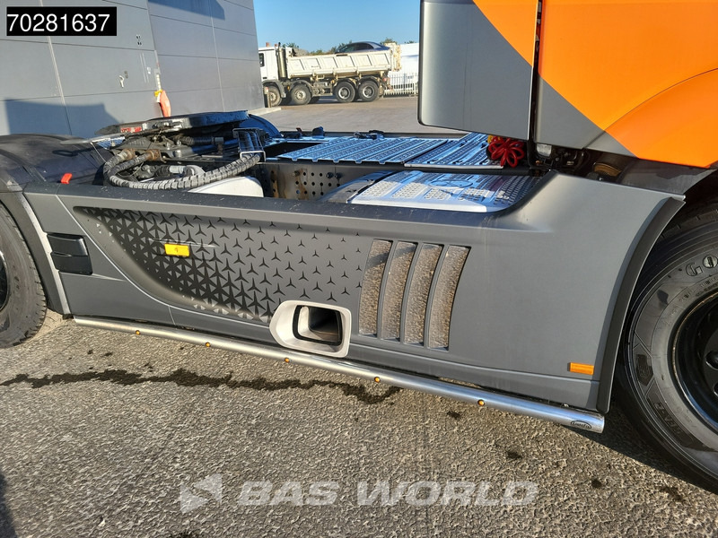 Mercedes-Benz Actros 2163 4X2 Edition 2! GigaSpace Retarder Full-Air Hydraulik - Cabeza tractora: foto 5 Mercedes-Benz Actros 2163 4X2 Edition 2! GigaSpace Retarder Full-Air Hydraulik - Cabeza tractora: foto 5