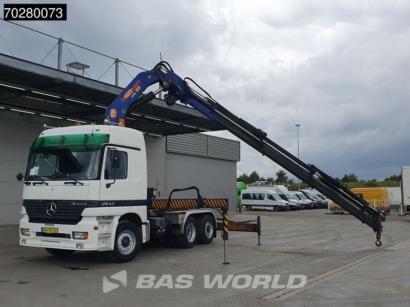 Mercedes-Benz Actros 2543 Actros 6X2 NL-Truck Liftachse 3-Pedals Kran PM 40 SP 2010 Euro 3 - Cabeza tractora: foto 5 Mercedes-Benz Actros 2543 Actros 6X2 NL-Truck Liftachse 3-Pedals Kran PM 40 SP 2010 Euro 3 - Cabeza tractora: foto 5