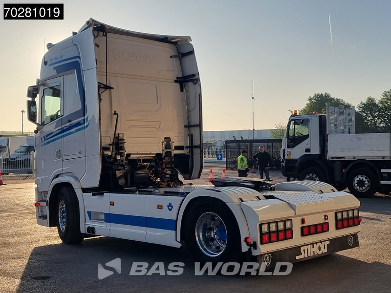Scania S520 890 4X2 Full-Air Retarder 2x Tanks Leather Alcoa's - Cabeza tractora: foto 2 Scania S520 890 4X2 Full-Air Retarder 2x Tanks Leather Alcoa's - Cabeza tractora: foto 2
