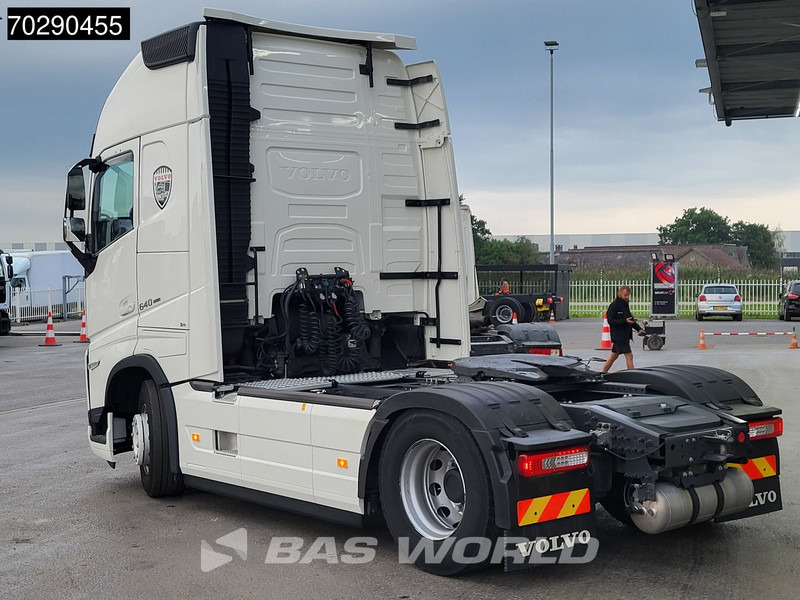 Volvo FH 460 4X2 XL Retarder I-ParkCool 2xTanks - Cabeza tractora: foto 2 Volvo FH 460 4X2 XL Retarder I-ParkCool 2xTanks - Cabeza tractora: foto 2
