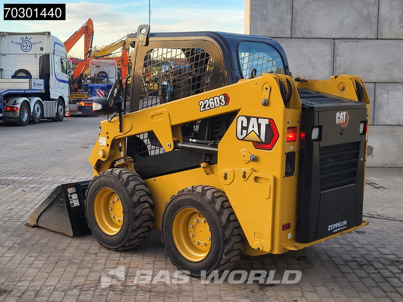 Caterpillar 226 D3 - Minicargadora: foto 5 Caterpillar 226 D3 - Minicargadora: foto 5
