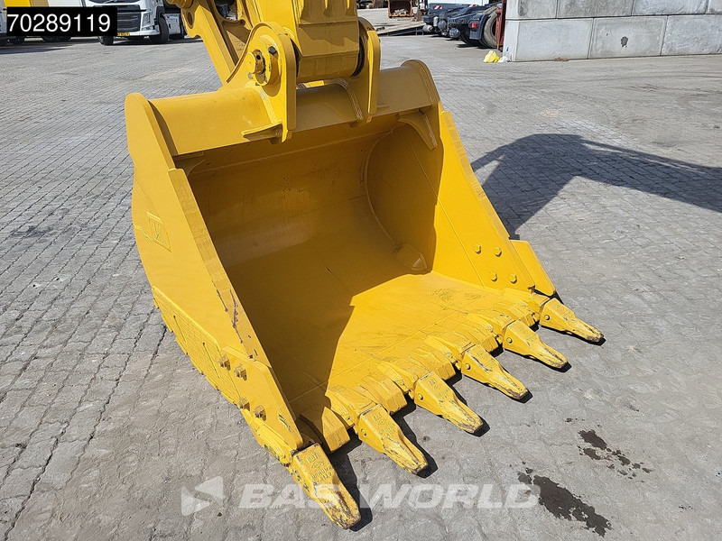 Excavadora de cadenas Caterpillar 323 D3: foto 12