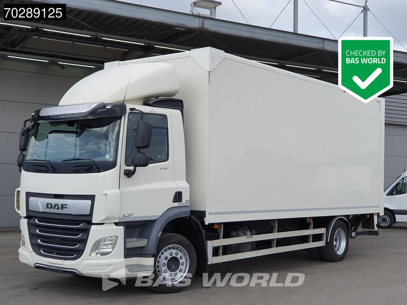 Camión caja cerrada DAF CF 230 4X2 2000kg Ladebordwand Automatic 3 seats ACC Euro 6: foto 1