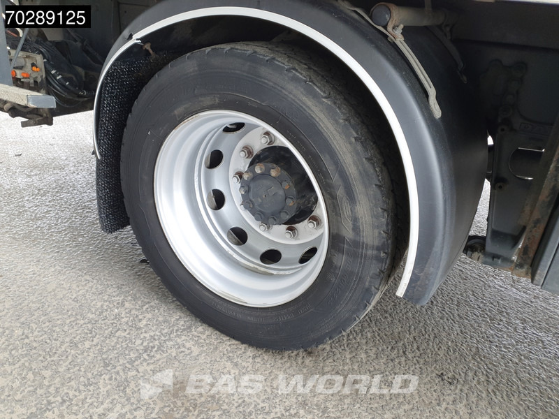Camión caja cerrada DAF CF 230 4X2 2000kg Ladebordwand Automatic 3 seats ACC Euro 6: foto 14