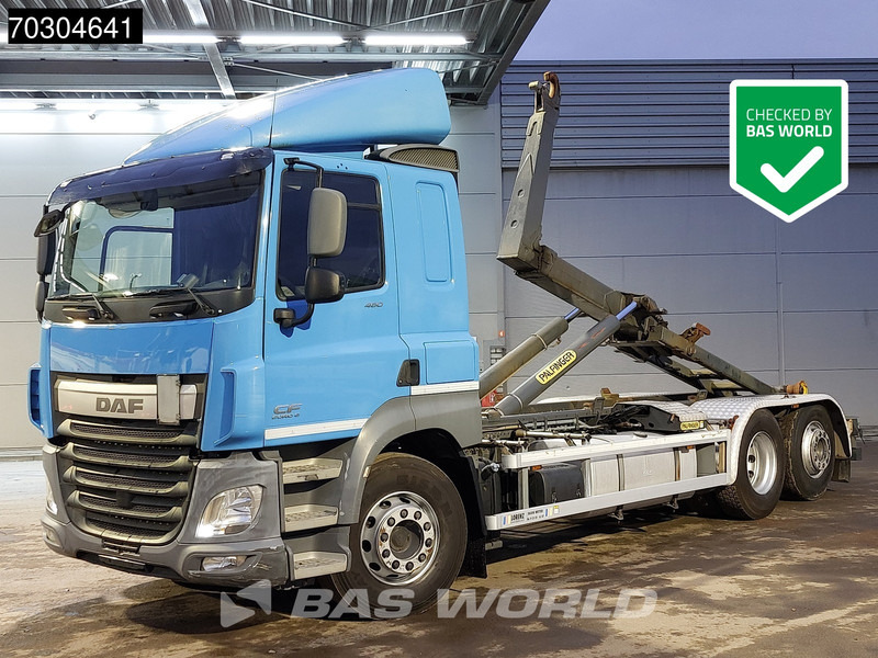 DAF CF 460 CF 6X2 Palfinger T20 -31 MPA hooklift Manual Lift-Axle Euro 6 - Camión multibasculante: foto 1 DAF CF 460 CF 6X2 Palfinger T20 -31 MPA hooklift Manual Lift-Axle Euro 6 - Camión multibasculante: foto 1